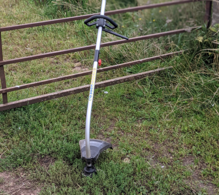 BRUSHCUTTER BRUSHCUTTER